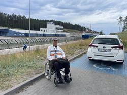 Auf dem Parkplatz des Schifffahrtskanals