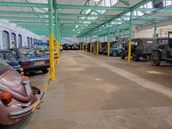Halle des Museums für Ingenieurwesen und Automobiltechnik in Głuszyca