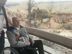 Na platformie widokowej Panoramy Racławickiej